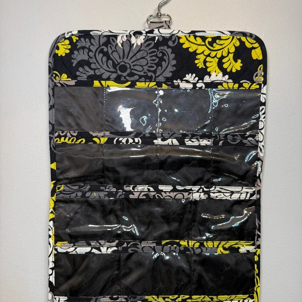 Vera Bradley Baroque Floral Damask Print Hanging Travel Organizer Quilted Cotton